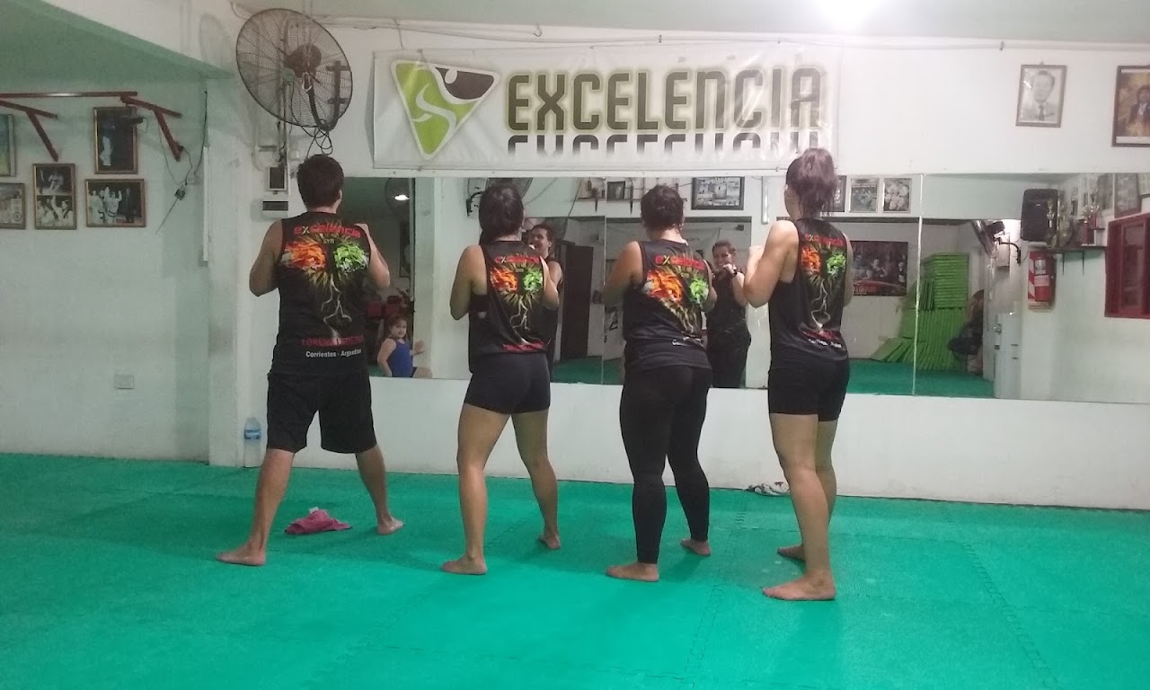 Clase grupal en EXCELENCIA GYM, Corrientes